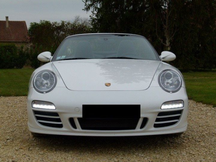 Porsche 911 CARRERA GTS CABRIOLET PDK 408 CV     Essence BLANC - 4