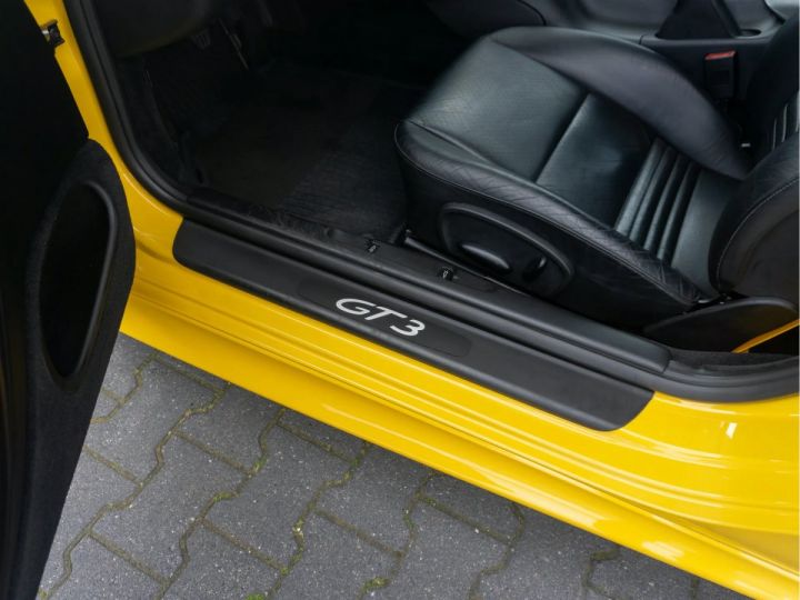 Porsche 911 GT3 996 Phase 2 GT3 jaune speed - 16