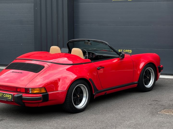 Porsche 911 Porsche 911 Speedster Turbo Look - crédit 1 649 euros par mois - limitée à 1 894 exemplaires Rouge - 5