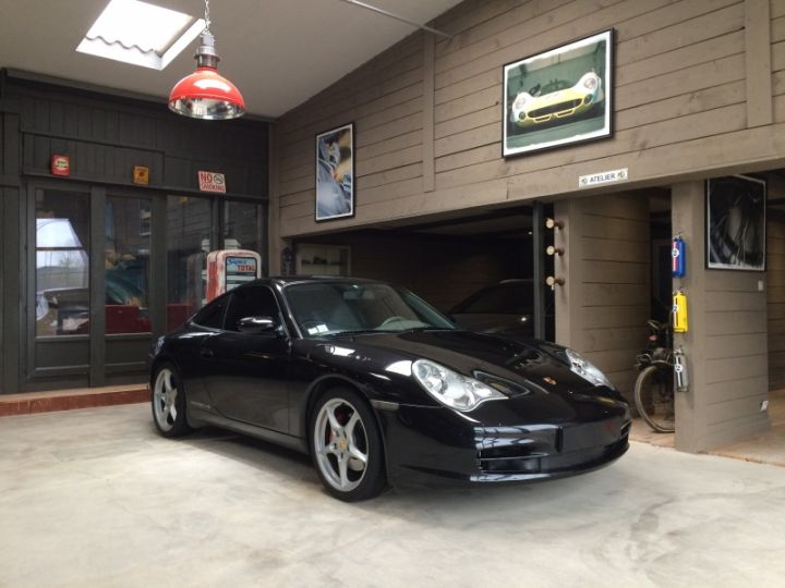 Porsche 911 "996" Noir - 1