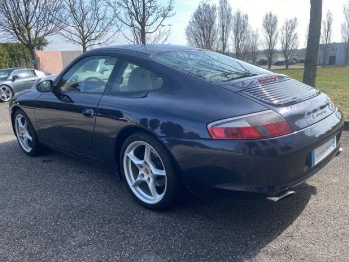 Porsche 911 SERIE 996 COUPE 3,6 CARRERA 320cv BVM6     Essence BLEU METAL - 24