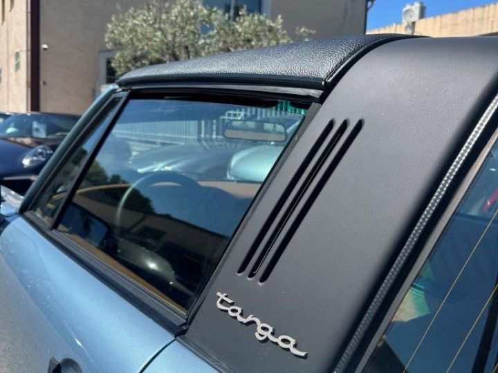 Porsche 911 TARGA 3.0 SC Bleu Ciel - 7