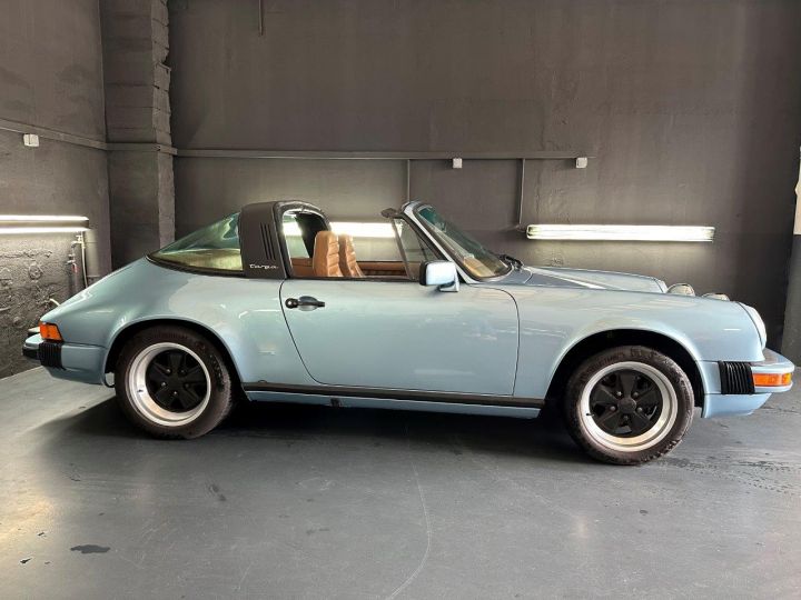 Porsche 911 TARGA 3.0 SC Bleu Ciel - 8