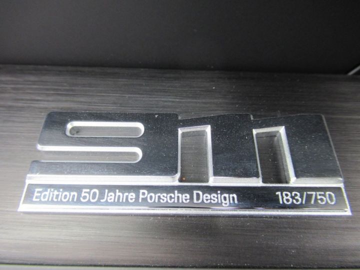 Porsche 911 Targa (992) 3.0 480CH 4 GTS EDITION 50 ANS DESIGN PDK 183/750 Noir - 13