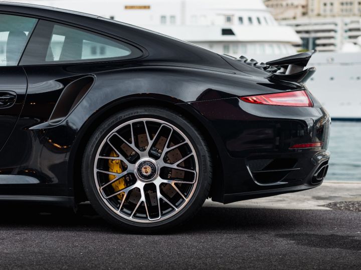 Porsche 911 TYPE 991 TURBO S PDK 560 CV - MONACO Noir Metal - 33