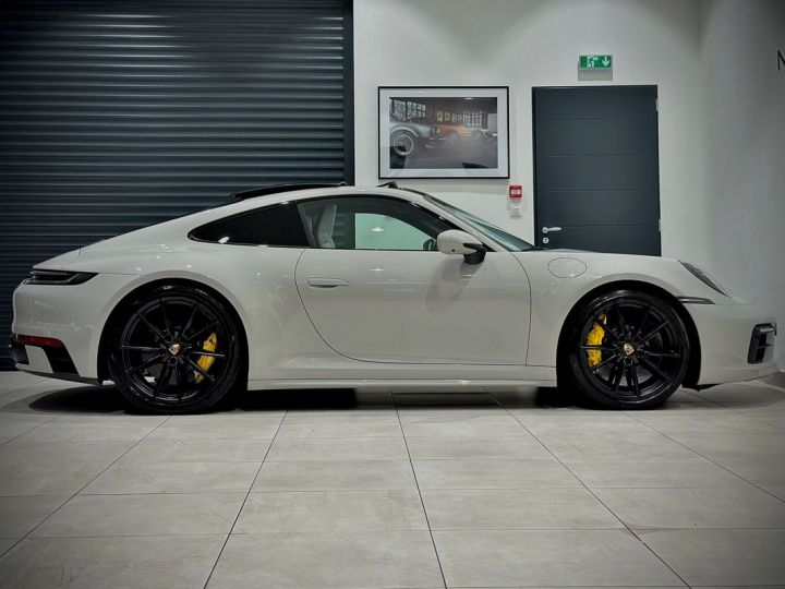 Porsche 911 TYPE 992 CARRERA 4S 3.0 450 Ch PDK 8 EXCLUSIVE SportDesign PCCB CÉRAMIQUE-LIFT-MATRIX-ROUE DIRECTRICE-PDCC-CHRONO-BOSE-ACC-T.O-PSE-CARBONE-XPEL-CAM360 Gris - 2