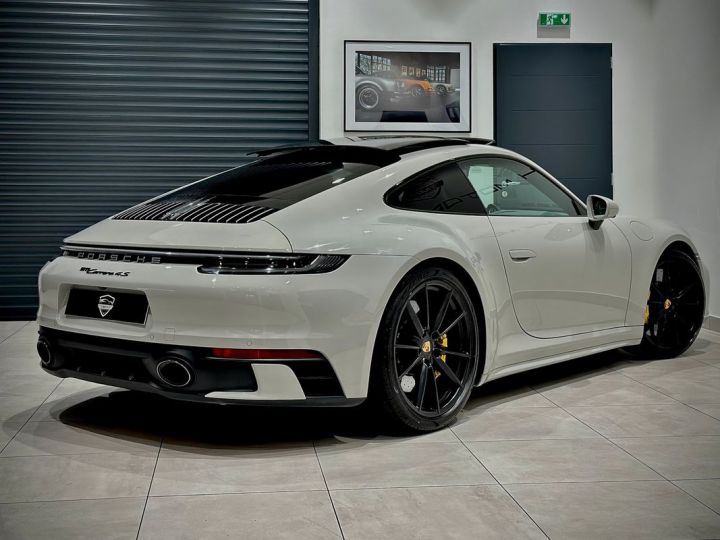 Porsche 911 TYPE 992 CARRERA 4S 3.0 450 Ch PDK 8 EXCLUSIVE SportDesign PCCB CÉRAMIQUE-LIFT-MATRIX-ROUE DIRECTRICE-PDCC-CHRONO-BOSE-ACC-T.O-PSE-CARBONE-XPEL-CAM360 Gris - 3