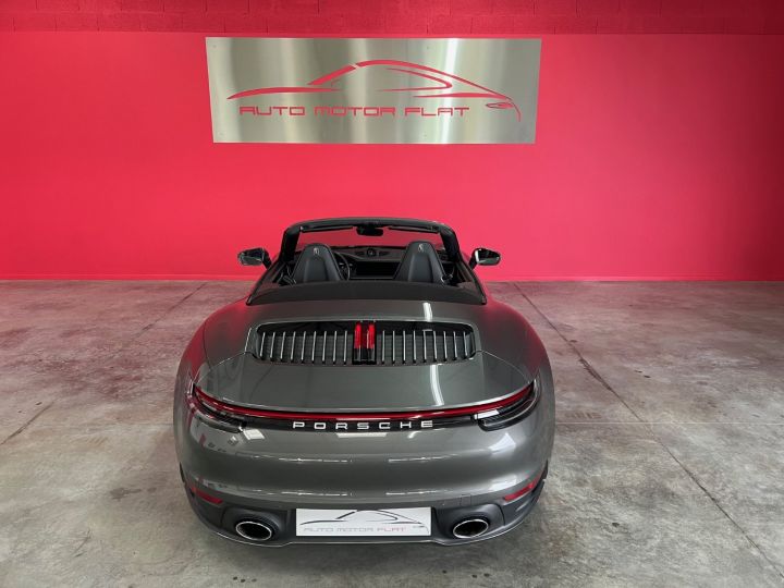 Porsche 911 Type 992 CARRERA 4S Cabriolet. Grise - 17