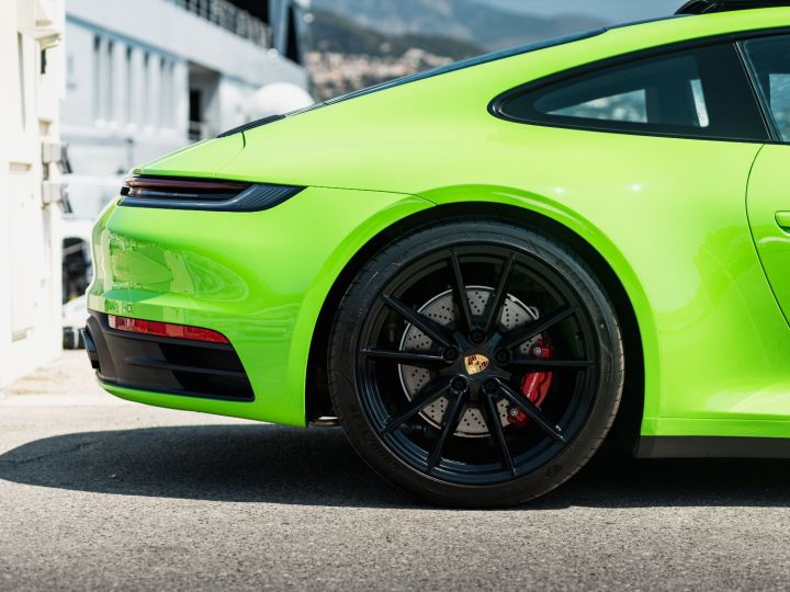 Porsche 911 TYPE 992 CARRERA 4S PDK 450 CV - MONACO Vert Lezard - 35