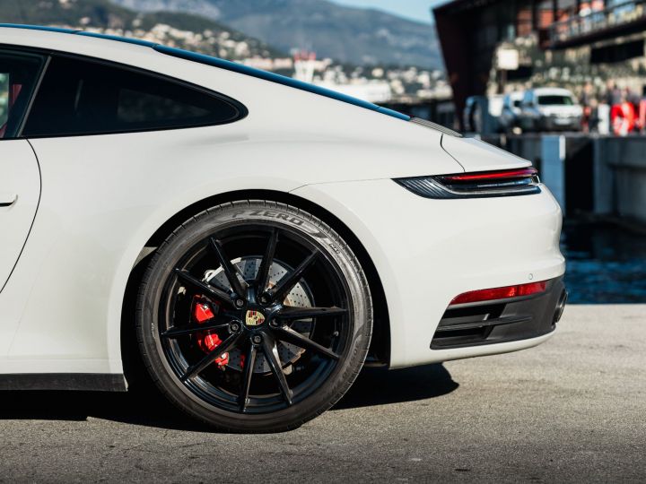 Porsche 911 TYPE 992 CARRERA 4S PDK 450 CV - MONACO Craie - 26