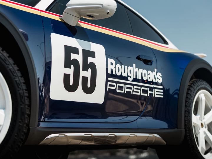 Porsche 911 TYPE 992 DAKAR ROTHMANS 480 CV PDK - MONACO Rallye Design White/Gentian blue Metal - 32