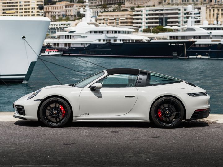 Porsche 911 TYPE 992 TARGA 4 GTS PDK 480 CV - MONACO Craie - 6