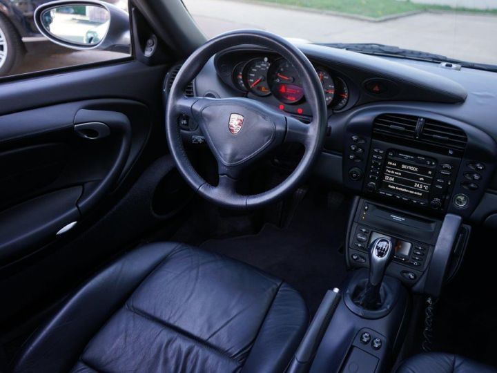 Porsche 911 Type 996 Turbo 3.6L 420 Ch Phase 2 - Bose - Echappement Gamballa - Révisions à Jour Gris Kerguelen - 11