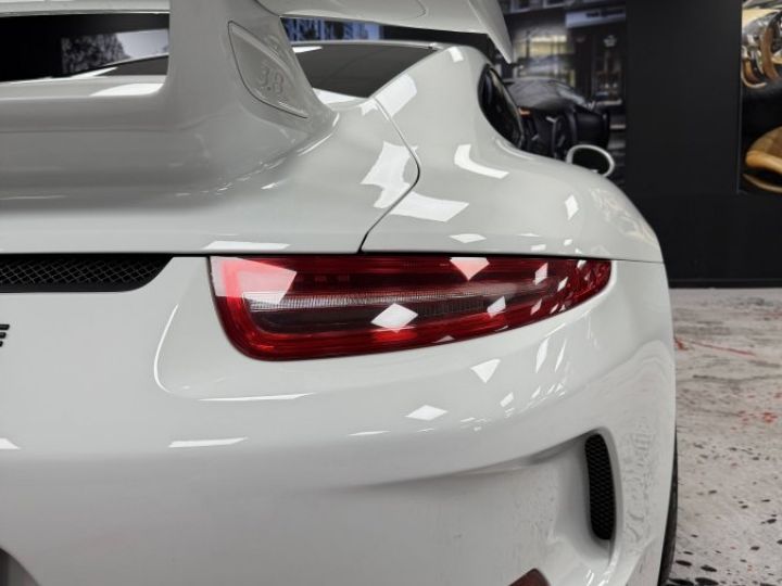 Porsche 911 V (991) GT3 BLANC - 26