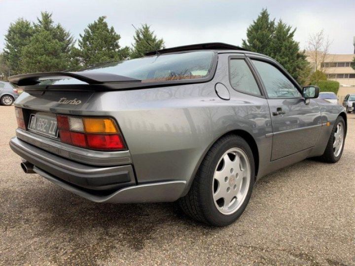 Porsche 944 TURBO S 250CV     Essence GRIS METAL - 18