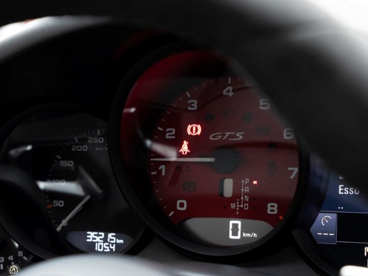 Porsche 991 (2) Carrera 4 GTS PDK - Orig. France - PDCC, Pack Carbone, Pack Intérieur GTS, Roues AR Directrices, LED PDLS+ / Garantie 14 Mois Rouge Carmin - 16
