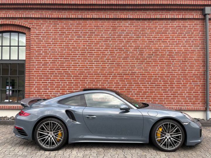 Porsche 991 .2 Turbo S 581 PDK / Carbon / PDLS+ / PCCB / CHRONO / PASM / PDLS+/ BOSE / PTV+/ Porsche APPROVED 01/2025 Reconductible Bleu Graphit - 5