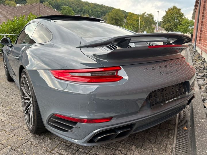 Porsche 991 .2 Turbo S 581 PDK / Carbon / PDLS+ / PCCB / CHRONO / PASM / PDLS+/ BOSE / PTV+/ Porsche APPROVED 01/2025 Reconductible Bleu Graphit - 15