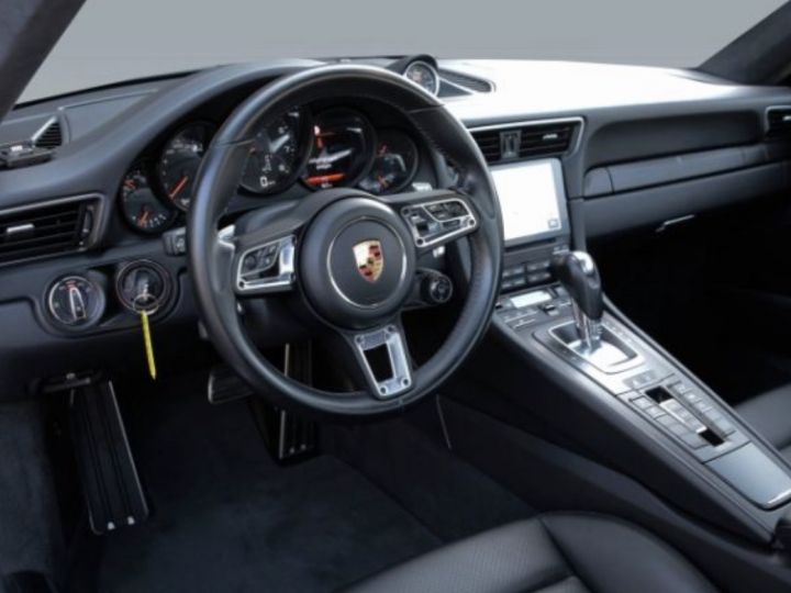 Porsche 991 Carrera GTS  - 5