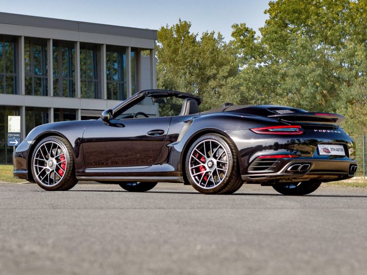 Porsche 991 Phase 2 Turbo Cabriolet 3.8 L 540 Ch PDK FR Noir Intense Métallisé - 13