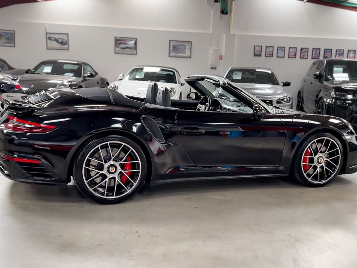 Porsche 991 Phase 2 Turbo Cabriolet 3.8 L 540 Ch PDK FR Noir Intense Métallisé - 49