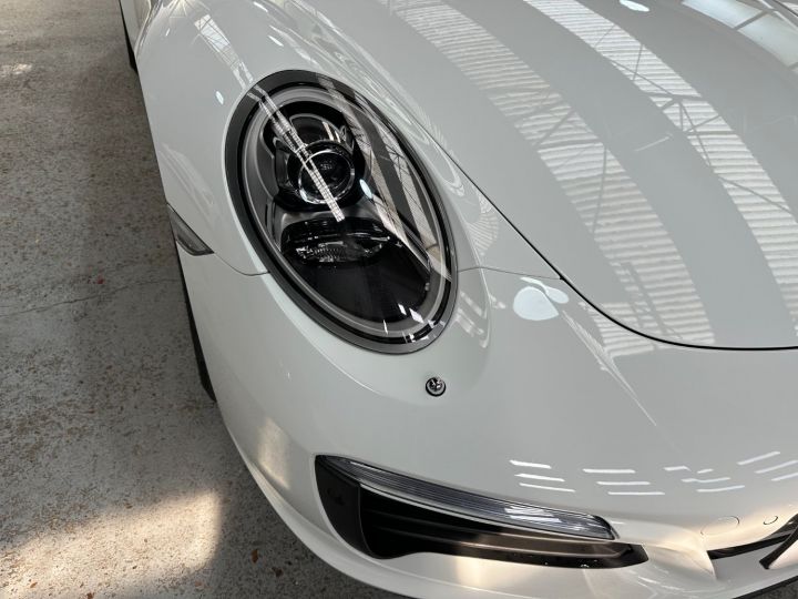 Porsche 991 PORSCHE 991 CARRERA 4S CABRIOLET 420CV PDK / ACC/ CHRONO/ PSE / ROUES DIRECTRICES / 24800 KMS/ GAR 12M Blanc - 18