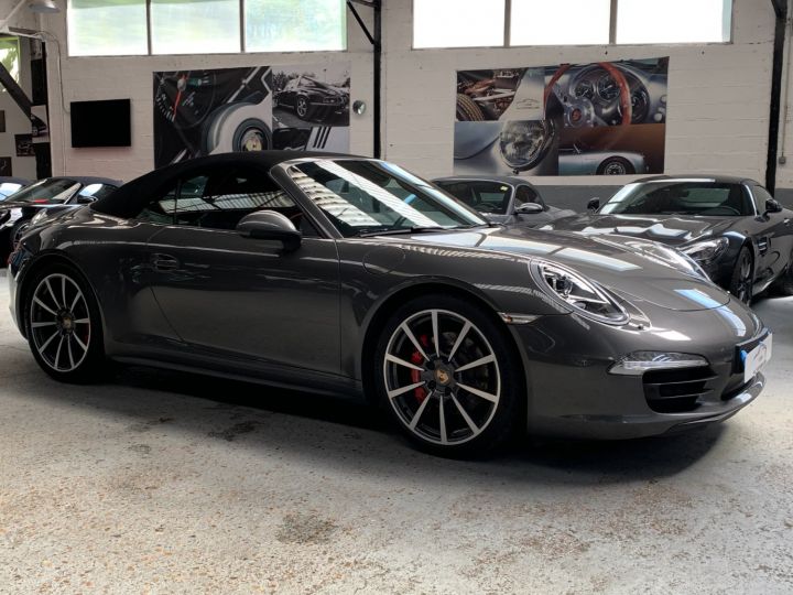 Porsche 991 PORSCHE 991 CARRERA 4S PDK CABRIOLET 3.8 400CV/ CHRONO/ PSE/ PDCC / SUPERBE Gris Quartz - 19