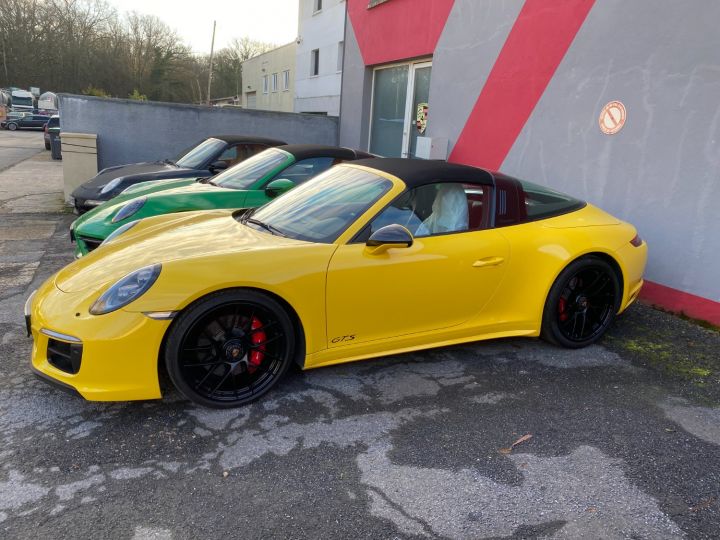 Porsche 991 TARGA Carrera 4 GTS Jaune - 3