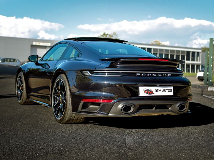 Porsche 992 3.8 L Turbo S 650 ch PDK8 1° MAIN FR Noir intense métallisé - 31