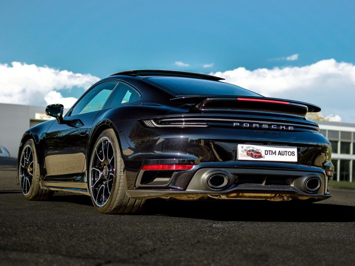 Porsche 992 3.8 L Turbo S 650 ch PDK8 1° MAIN FR Noir intense métallisé - 32