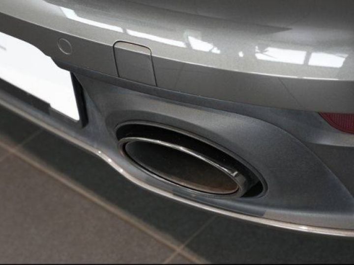 Porsche 992 911 Échapp sport Carrera Régul de vitesse adaptatif BOSE Gris Agate Métallisé - 13