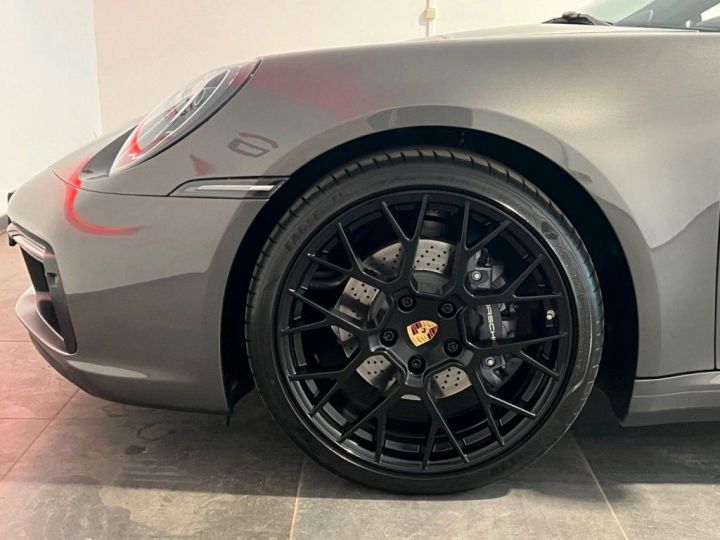 Porsche 992 CAB 385ch BOSE CHRONO LIFT CAMERA 360° ECHAPPEMENT SPORT GARANTIE 12 MOIS GRIS AGATE - 30