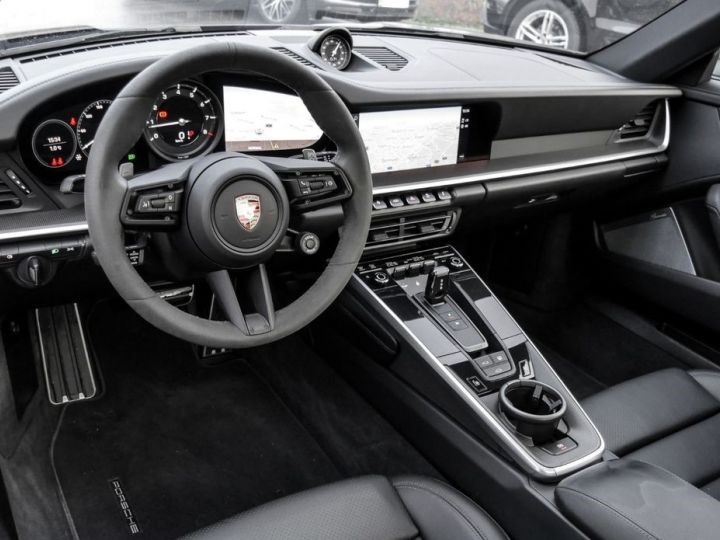 Porsche 992 Carrera 4S / Pack sport chrono / Burmester / Toit ouvrant / Porsche approved noir - 6