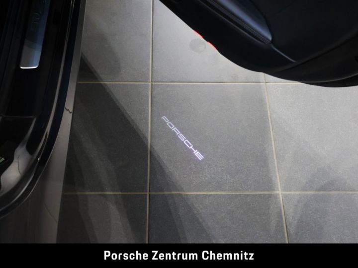 Porsche 992 Carrera / ECHAPPEMENT SPORT/ BOSE / CAMERA / SIEGES SPORT PLUS / PREMIERE MAIN / GARANTIE 12 MOIS GRIS AGATE - 29