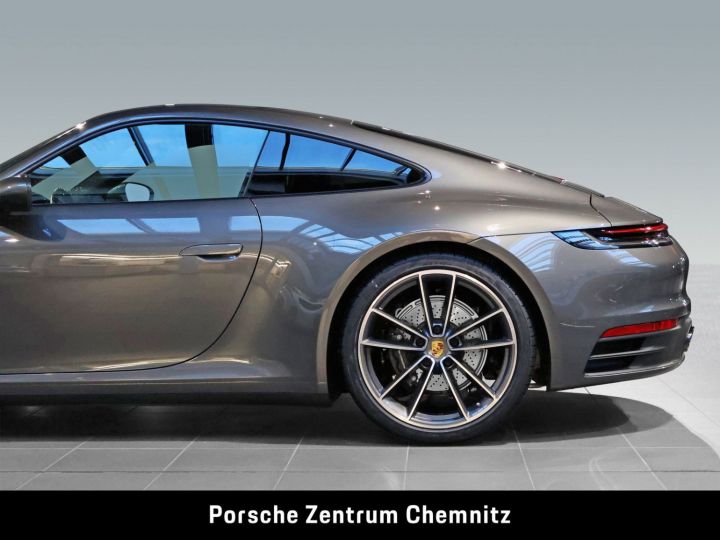 Porsche 992 Carrera / ECHAPPEMENT SPORT/ BOSE / CAMERA / SIEGES SPORT PLUS / PREMIERE MAIN / GARANTIE 12 MOIS GRIS AGATE - 31