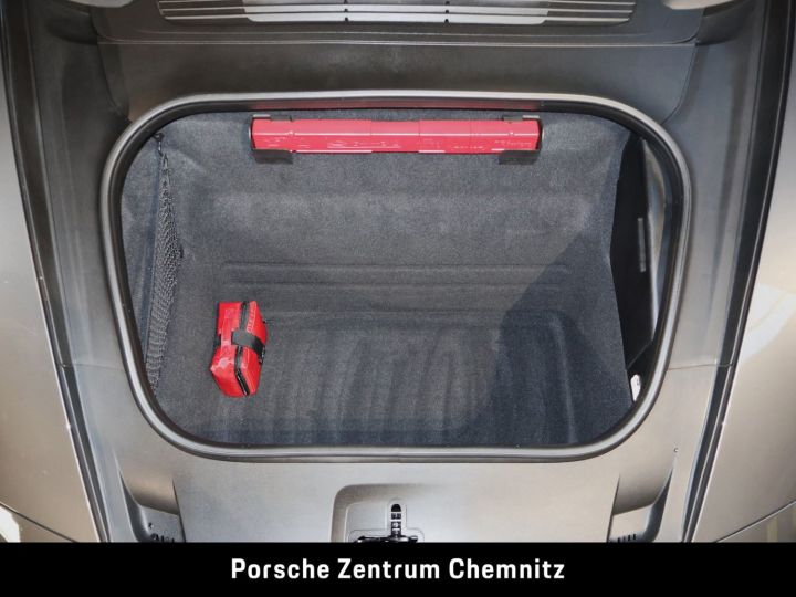 Porsche 992 Carrera / ECHAPPEMENT SPORT/ BOSE / CAMERA / SIEGES SPORT PLUS / PREMIERE MAIN / GARANTIE 12 MOIS GRIS AGATE - 36