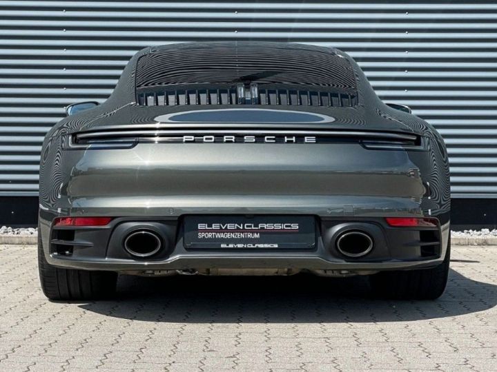 Porsche 992 Carrera Porsche Approved 04/2024 équipement premium GRIS AVENTURINE - 5