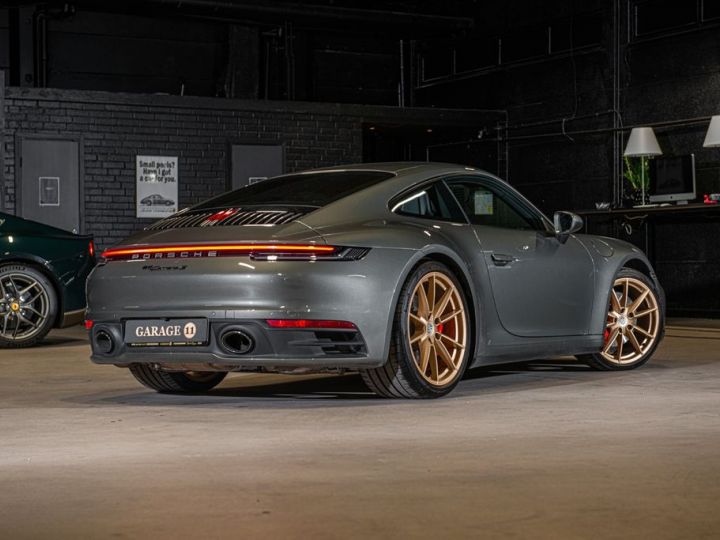 Porsche 992 Carrera S / Echap.Sport / PASM / Garantie 12 mois Vert métallisé - 6