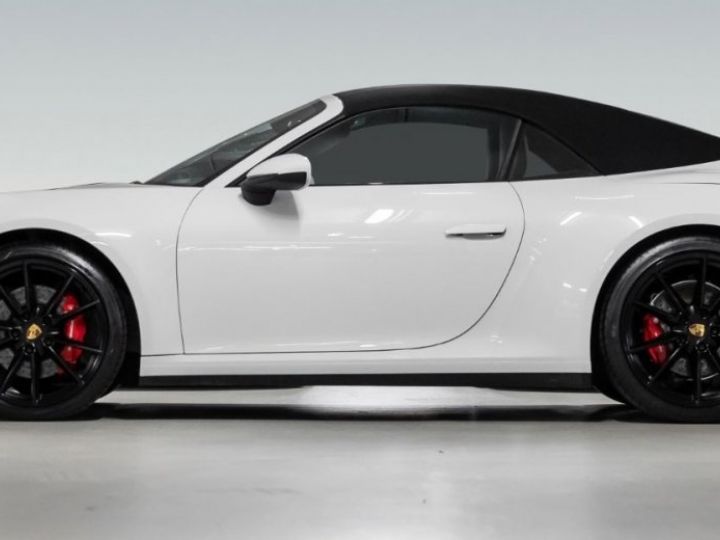 Porsche 992 Porsche 992 (911) Carrera S Cabriolet garantie porsche approved 12 mois blanc - 2