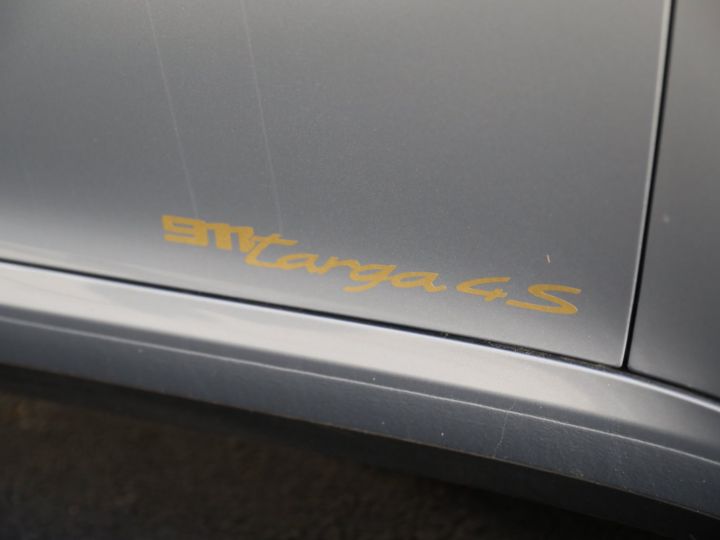 Porsche 992 PORSCHE 992 TARGA 4S 3.0 450CV / 360 / CHRONO /PSE/2021 : FRANCAISE IMMATRICULEE Dolomite Silver - 18