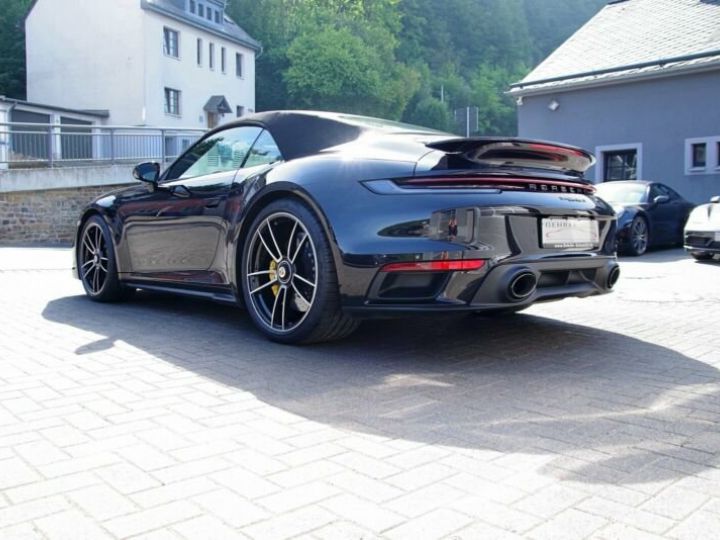 Porsche 992 Porsche 992 Turbo S 650 ,Burmester,360° PCCB PASM PDLS PSC Garantie Usine 05/2023  CG et Ecotaxe gratuites Noire - 19