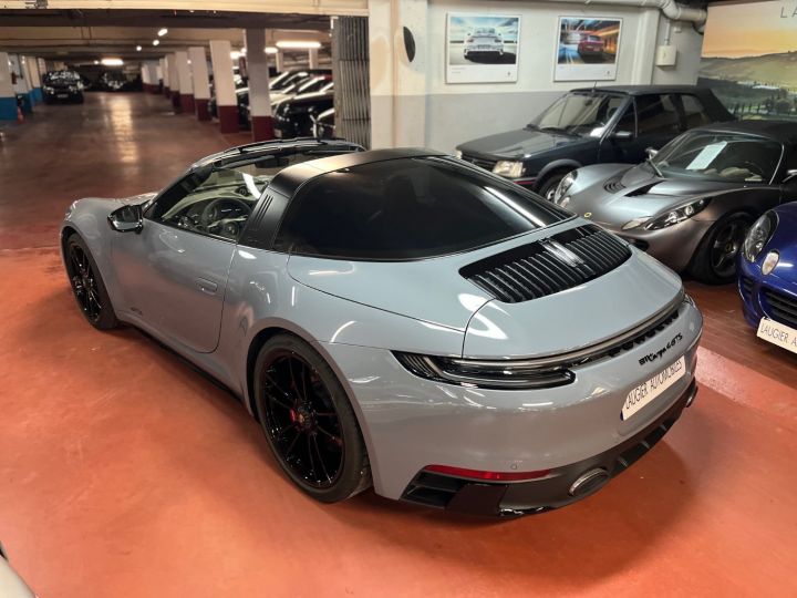 Porsche 992 TARGA 3.0 480 4 GTS PDK GRIS - 6