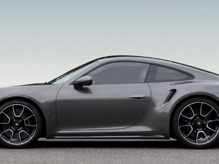 Porsche 992 Turbo s lift  - 2