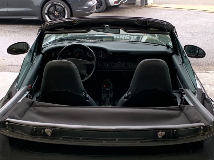 Porsche 993 PORSCHE 993 CARRERA CABRIOLET / BVM / 53600 KMS D ORIGINE Noir - 38