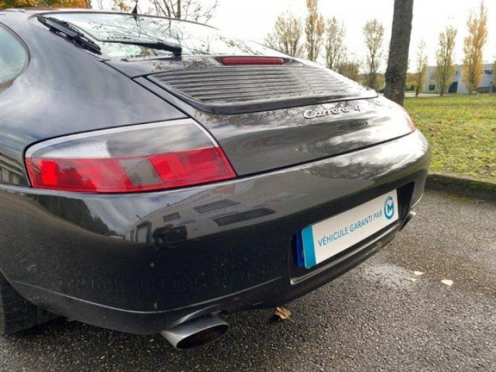 Porsche 996 CARRERA 4 3,4 COUPE BVM6 300CV     Essence NOIR - 31