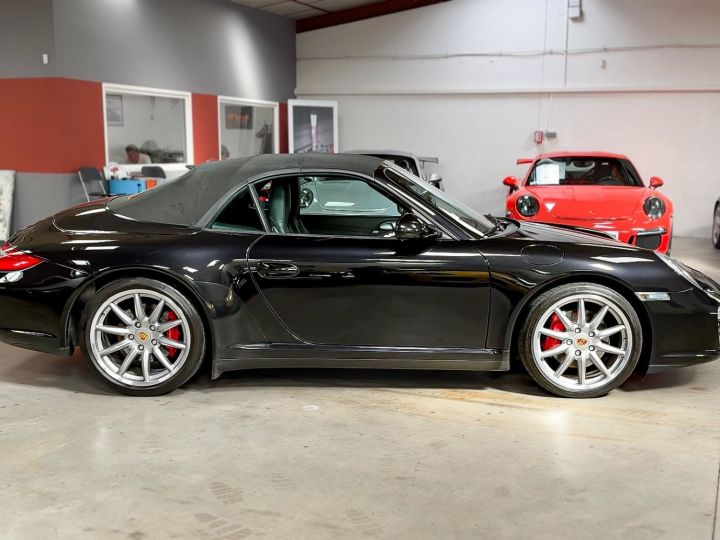 Porsche 997 Phase 2 Carrera 4S Cabriolet 3.8 L 385 Ch PDK Noir Basalte Métallisé - 36