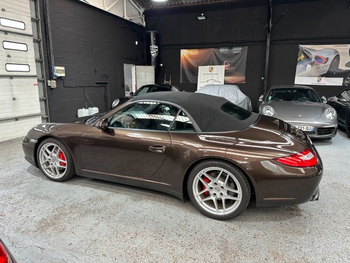 Porsche 997 PORSCHE 997 CARRERA 4S PDK CABRIOLET 3.8 385CV/ CHRONO/PSE/ VENTILE / FULL OPTIONS Macadamia - 13