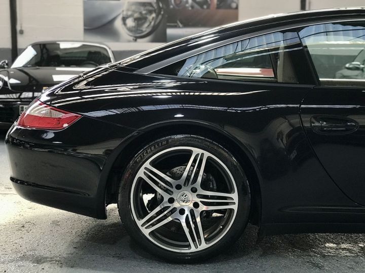 Porsche 997 PORSCHE 997 TARGA 4 3.6 325CV / TIPTRONIC S / BOSE / ECHAPPEMENT SPORT /150000KMS Noir - 18