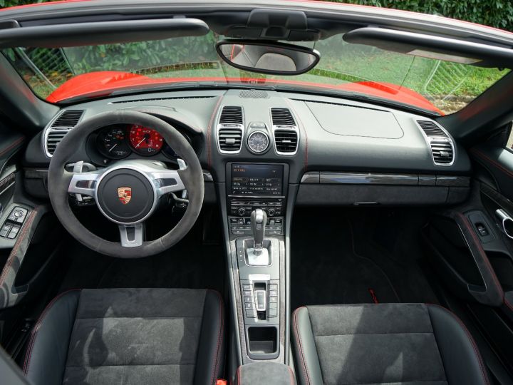 Porsche Boxster 981 GTS PDK - Parfaitement Optionné (Pack Intérieur GTS, Carbone, Sièges Sport Plus, BOSE, ...) - Carnet 100% PORSCHE - Révisée 07/2024 - Gar. 12 Mois Rouge Indien - 26