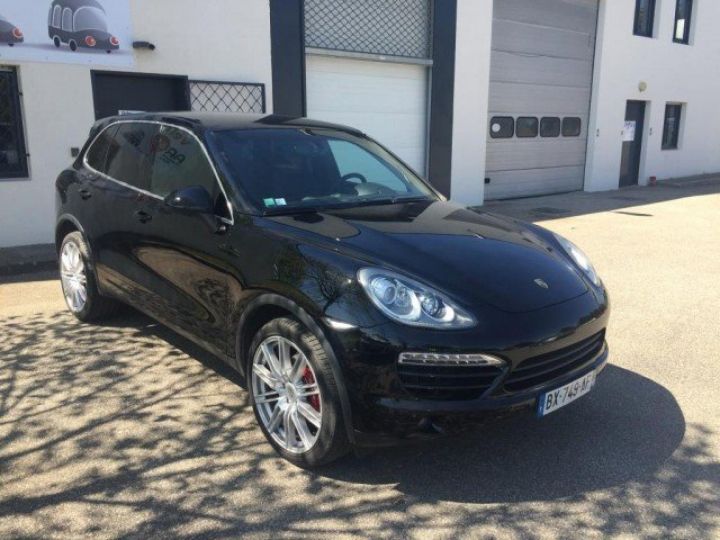 Porsche Cayenne 2 V6 3.0 DIESEL 245 CV TIPTRONIC     Diesel NOIR - 2